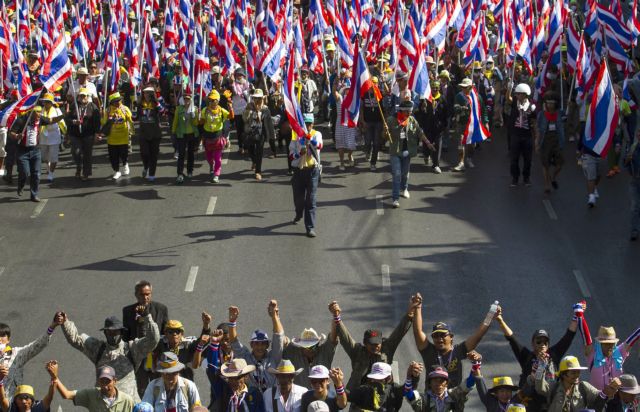 Ταϊλάνδη: Δεν αναβάλλει η κυβέρνηση τις εκλογές παρά τις διαδηλώσεις